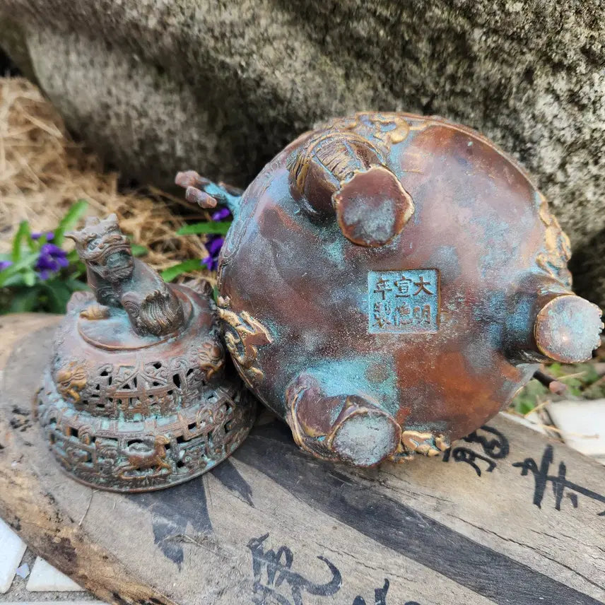 [BUNJANG] Antique Incense Burner with Twin Handles / 3족 쌍귀(양이) 동향로