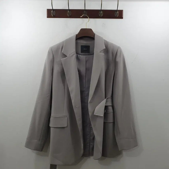 [SOLD OUT] 88 로엠 여성 그레이 허리벨트 포인트 자켓