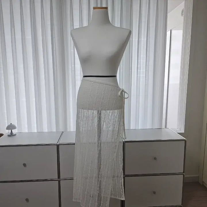 [BUNJANG] Soiree Lace Skirt / 쏘이르 레이스 스커트