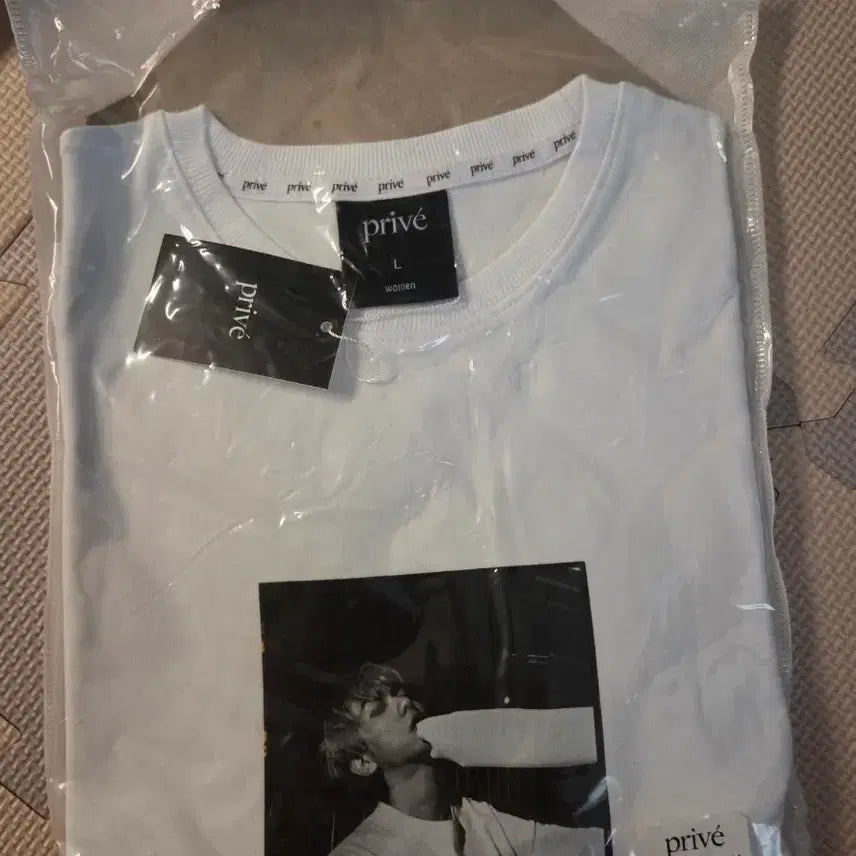 [SOLD OUT] 프리베 백현 프린팅 티셔츠 L