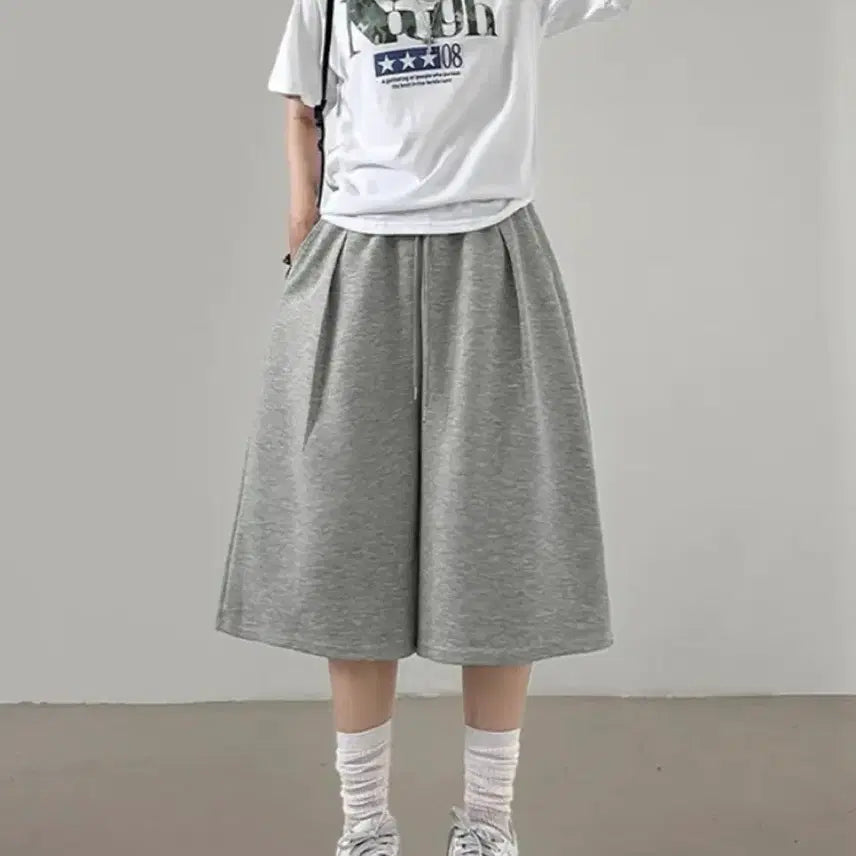 [BUNJANG] Bermuda Pleated Black Shorts / 버뮤다 핀턱 블랙