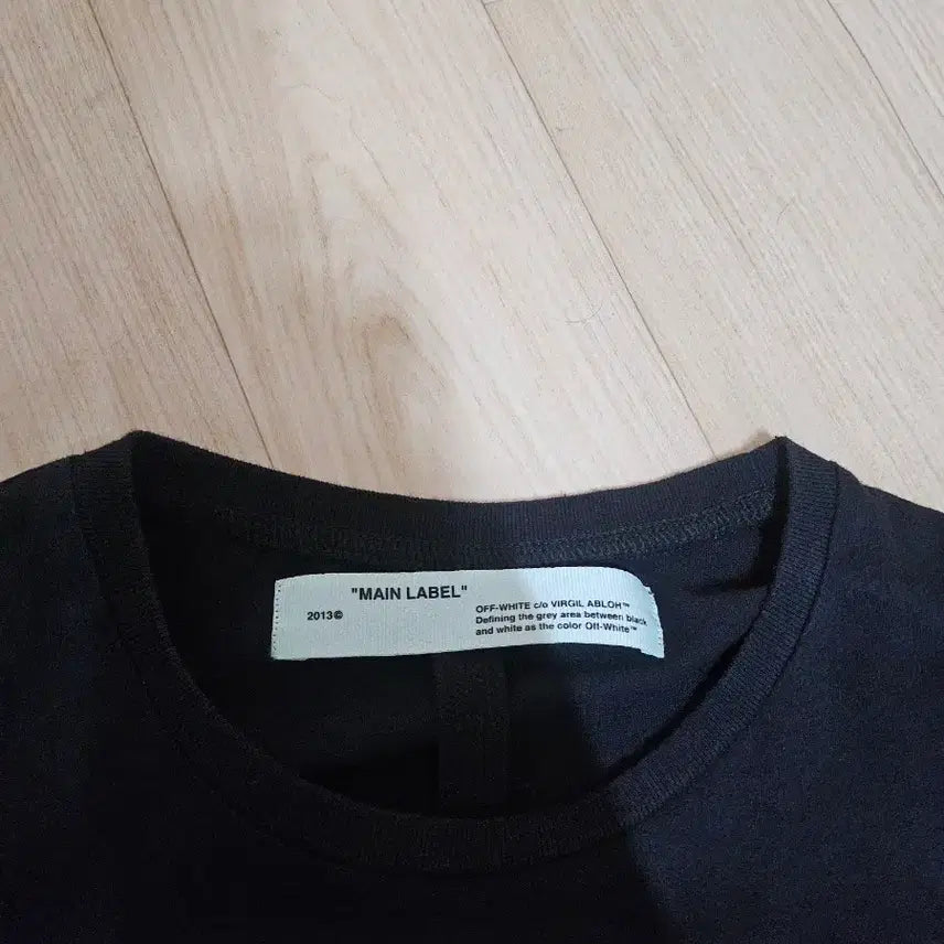 [SOLD OUT] 오프화이트 백로고 썸머 티셔츠 판매