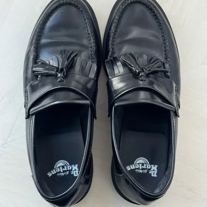 [SOLD OUT] 닥터마틴 아드리안 (280)