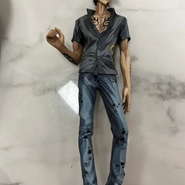 [BUNJANG] One Piece Trafalgar Law Figure / 원피스 트라팔가 로 피규어