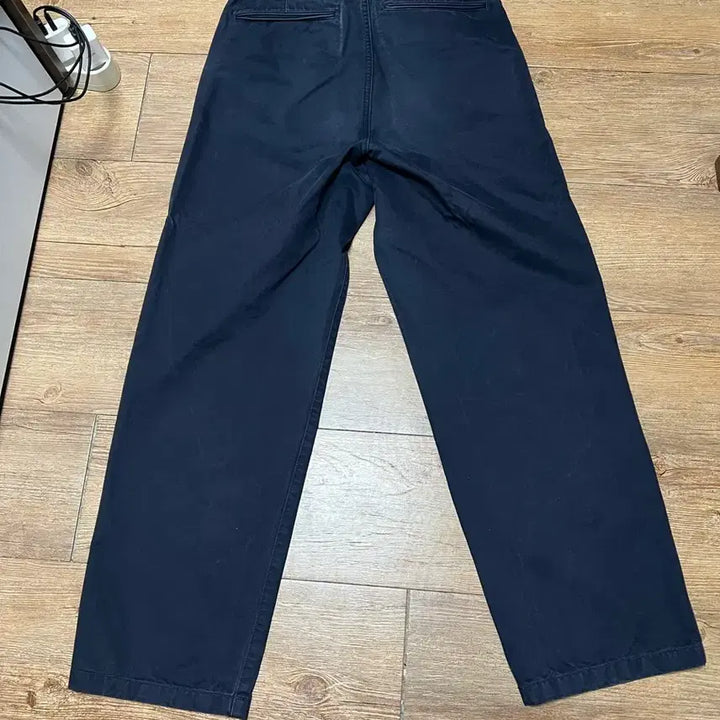 [BUNJANG] Pottery Officer Chino Pants Navy / 포터리 오피서 치노 팬츠 네이비 1