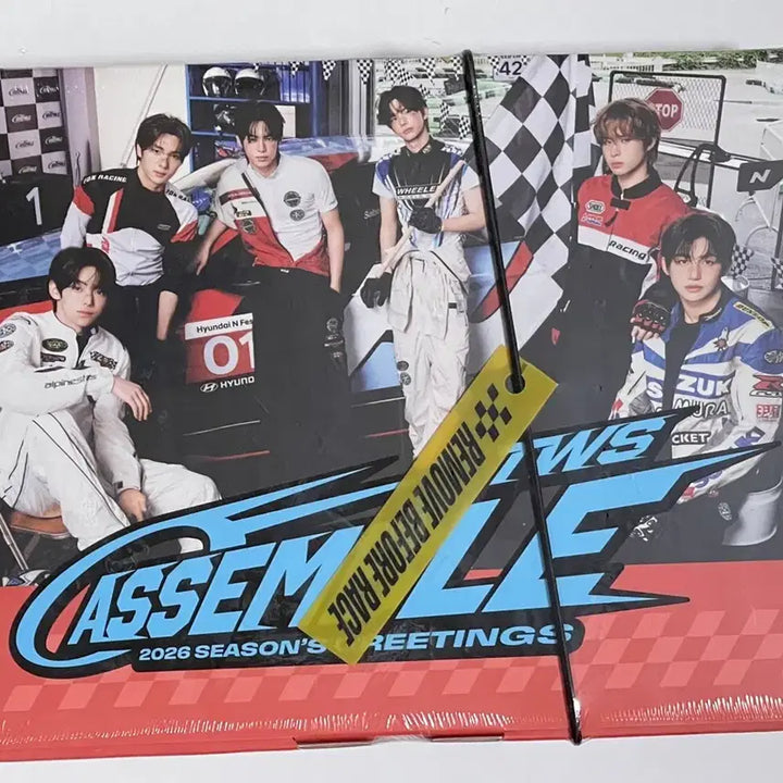[SOLD OUT] 투어스 2026 시즌 그리팅