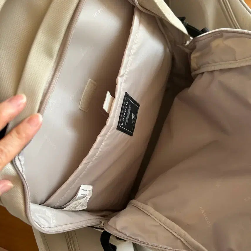[BUNJANG] Kangol Beige Backpack with Mini Pouch / 캉골 베이지 백팩 + 미니 파우치