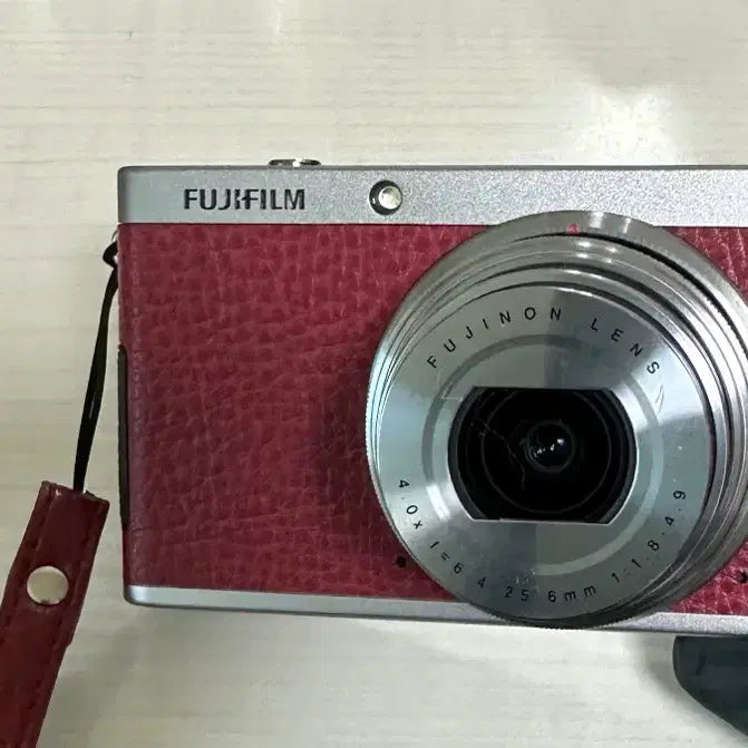 [BUNJANG] Fujifilm XF1 Red Digital Camera / 후지필름 XF1 레드 디카