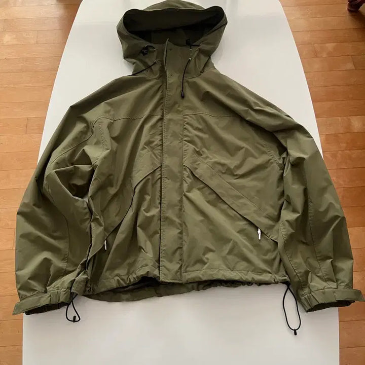 [BUNJANG] Uniform Bridge Windbreaker Jacket / 유니폼브릿지 바람막이 판매합니다.