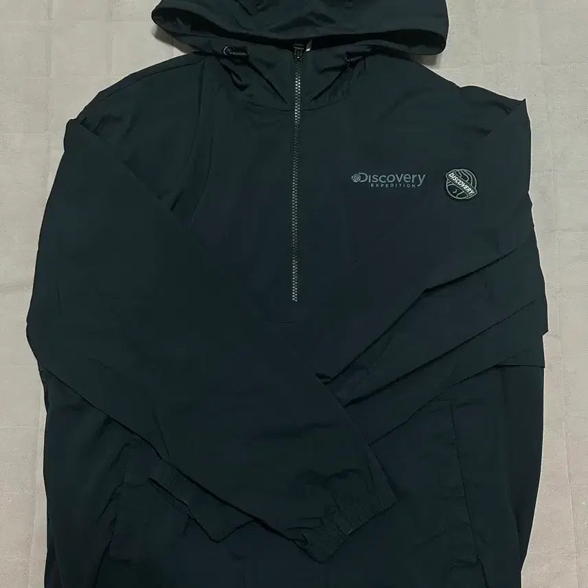 [BUNJANG] Discovery Expedition Windbreaker / 디스커버리 바람막이