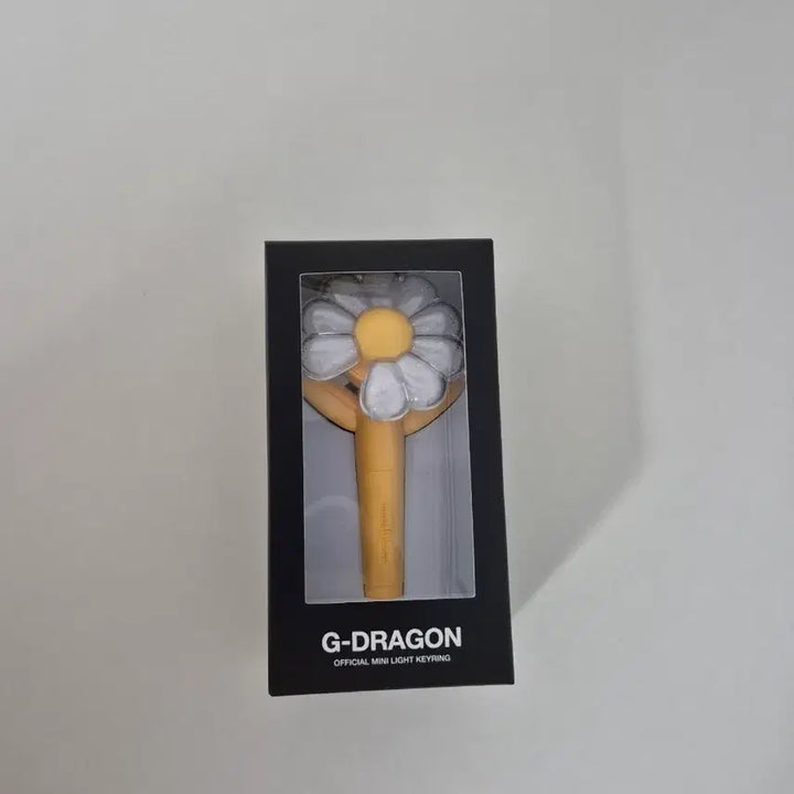 [SOLD OUT] 지드래곤 응원봉 미니 라이트 키링 옐로우