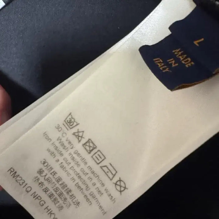 [BUNJANG] Louis Vuitton Monogram Gradient Short Sleeve T-shirt / [새상품급/L]루이비통 모노그램 그라디언트 반팔 블랙