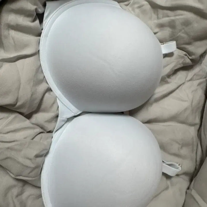 [SOLD OUT] 빅토리아시크릿 러브클라우드 스무스 푸쉬업 38ddd