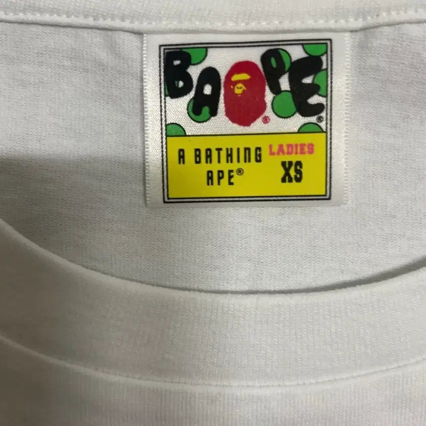 [SOLD OUT] 정품 베이프 스타 로고 멀티 컬러 반팔 티셔츠 새상품