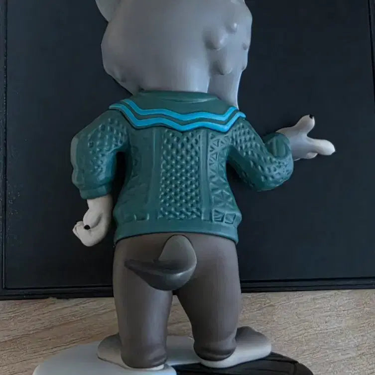 [BUNJANG] Popmart Zootopia Officer Hopps Figure / 주토피아 팝마트 포버트 피규어