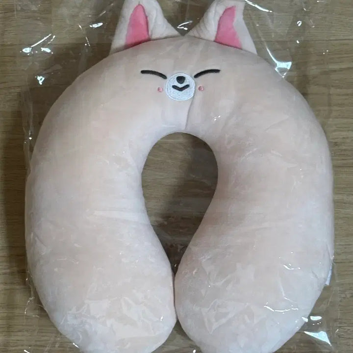 [BUNJANG] Stray Kids Skzoo Foxiny Neck Pillow / 스트레이키즈 스키즈 md 스키주 폭시니 목 베개 양도 아이엔