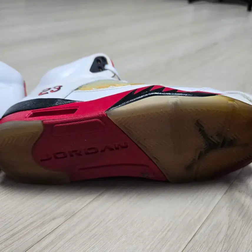 [BUNJANG] Air Jordan 5 Fire Red "Rookie" (Worn) / [275] 조던5 파이어레드 서태웅신발 (실착용)