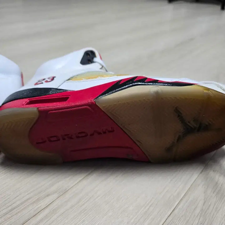 [BUNJANG] Air Jordan 5 Fire Red "Rookie" (Worn) / [275] 조던5 파이어레드 서태웅신발 (실착용)
