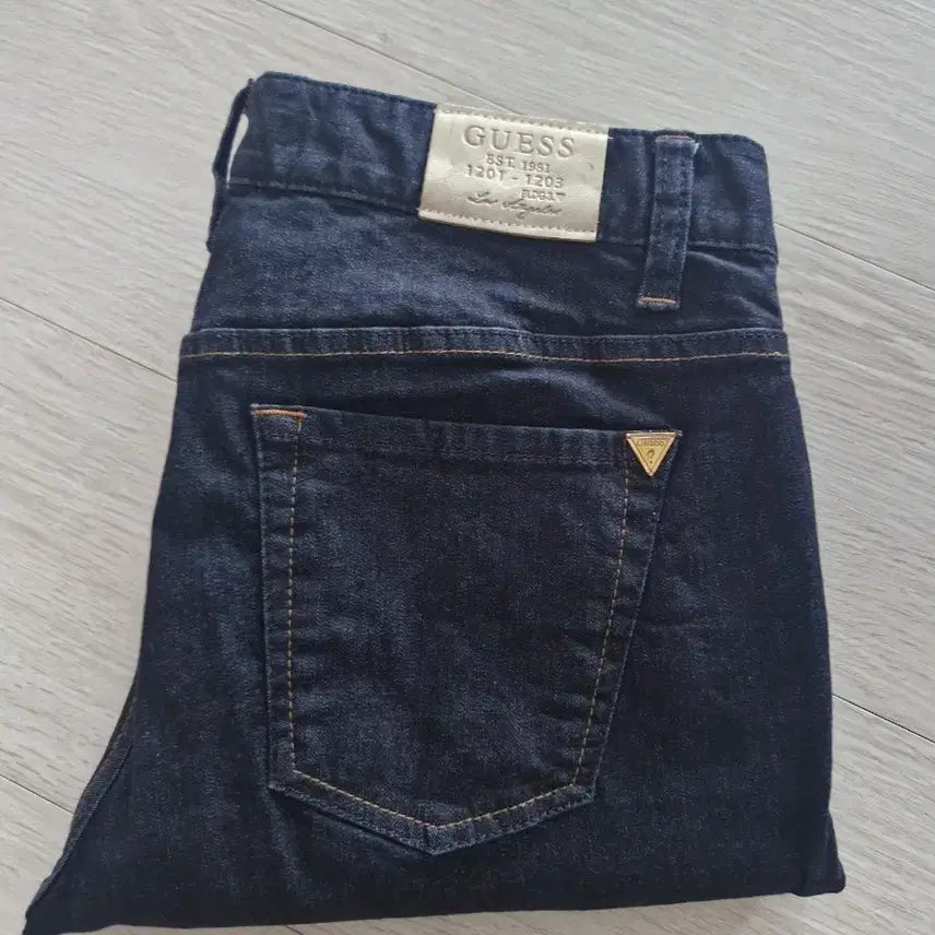 [BUNJANG] Guess Denim Jeans / 게스 데님 청바지