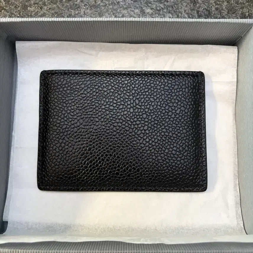 [SOLD OUT] 톰브라운 카드지갑