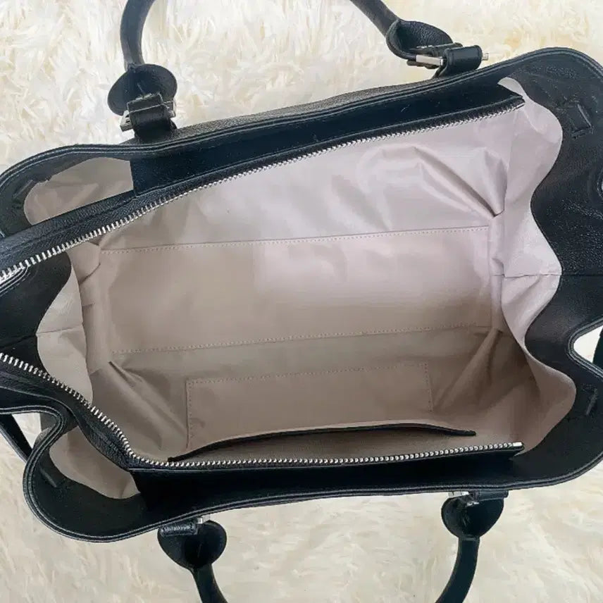 [BUNJANG] Ahni Ruskin Tote Bag / (급처) 아니 토트백 ahni Ruskin tote bag