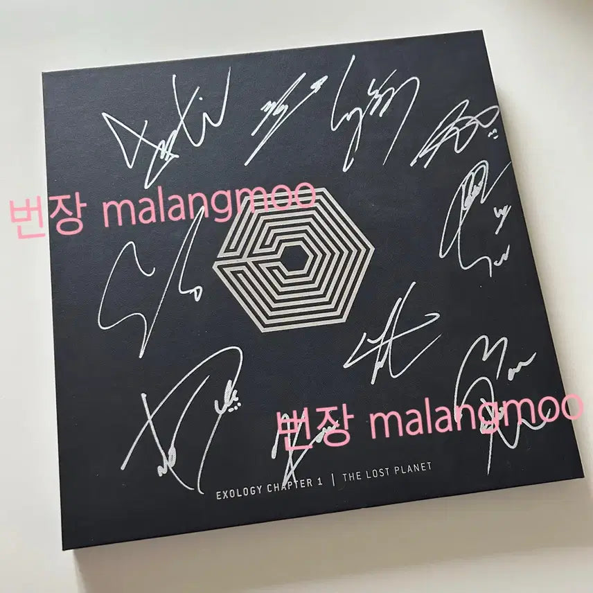 [BUNJANG] EXO Exology The Lost Planet Signed Album / 엑소 엑솔로지 첫 단콘 라이브 친필싸인 앨범 the lost planet