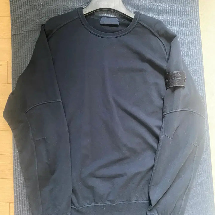 [BUNJANG] Stone Island Ghost Piece Sweatshirt / 스톤아일랜드 맨투맨 고스트피스 스톤 맨투맨 7215637F3 판매 교환