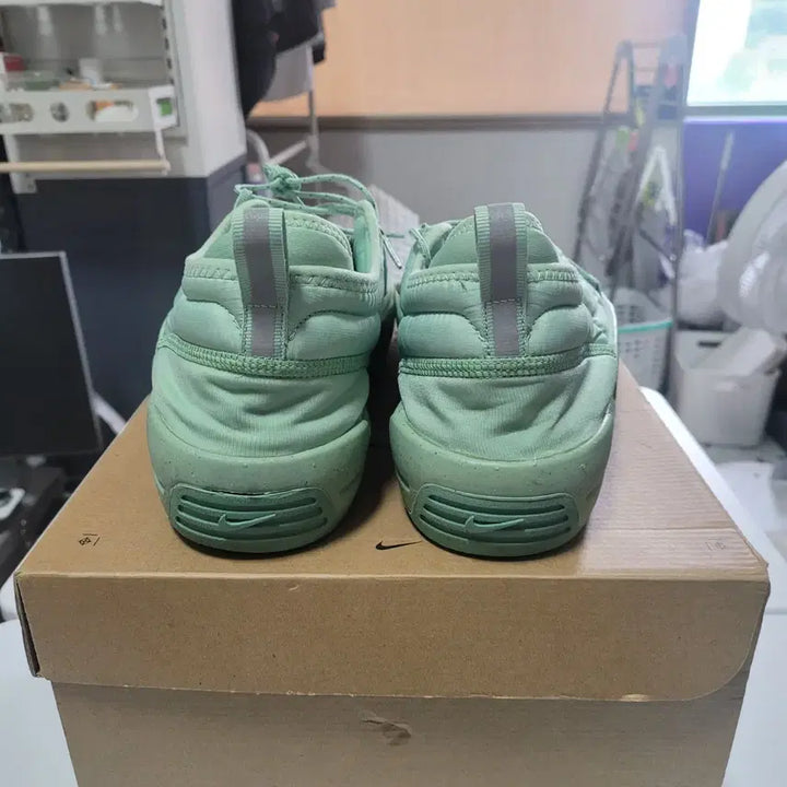 [SOLD OUT] 나이키 오프라인 팩 에나멜 그린, CT3290-300