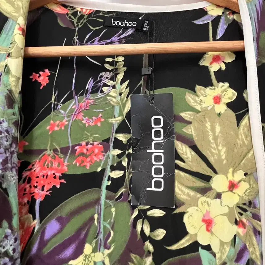 [SOLD OUT] Boohoo 블랙 플라워 패턴 로브 원피스