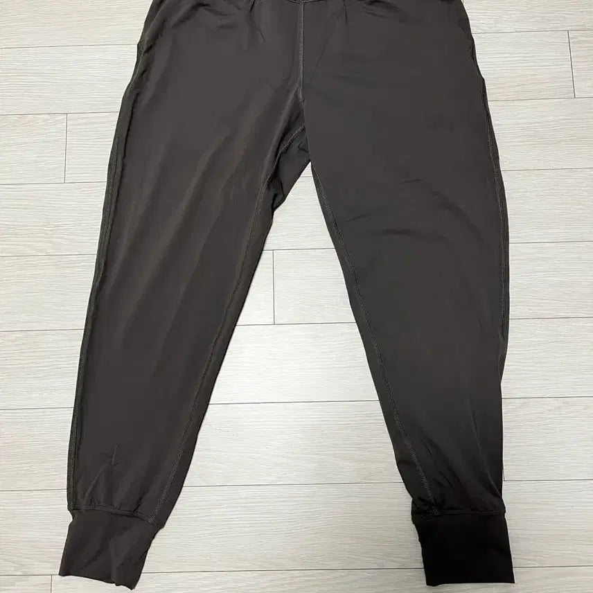 [BUNJANG] Under Armour Jogger Training Pants (Light Brown) / 언더아머 조거 트레이닝 팬츠 연브라운색