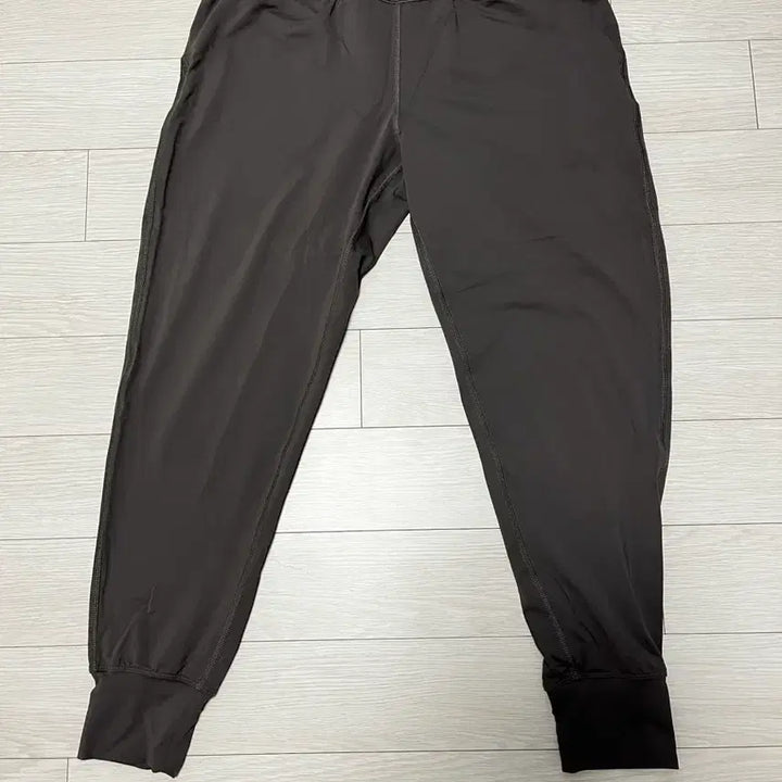 [BUNJANG] Under Armour Jogger Training Pants (Light Brown) / 언더아머 조거 트레이닝 팬츠 연브라운색