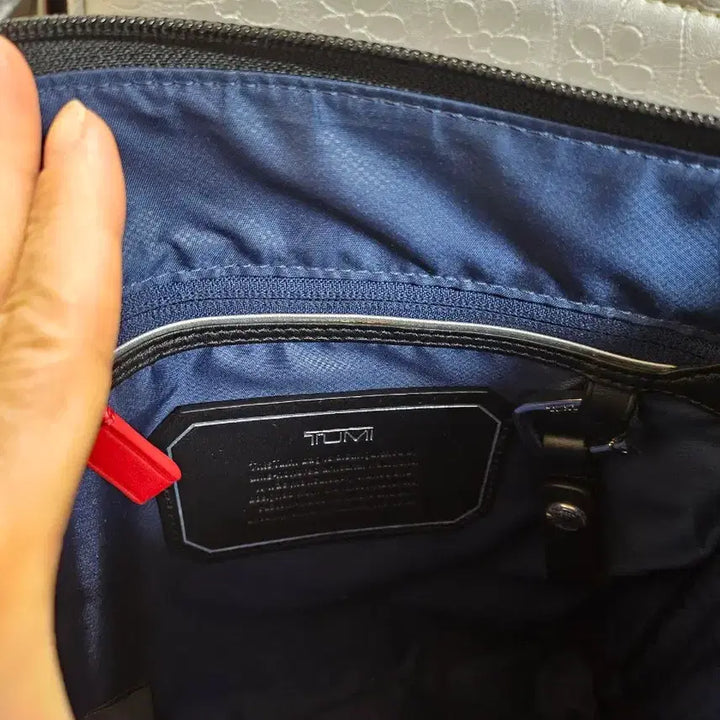 [SOLD OUT] TUMI 남성 크로스백