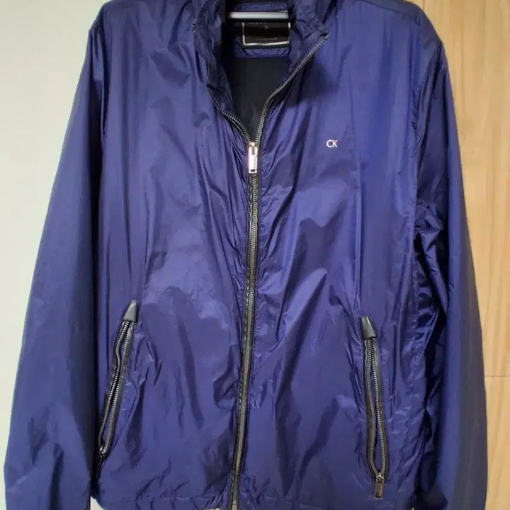 [BUNJANG] Calvin Klein Navy Windbreaker Jacket / 캘빈클라인 CK 네이비 바람막이 자켓