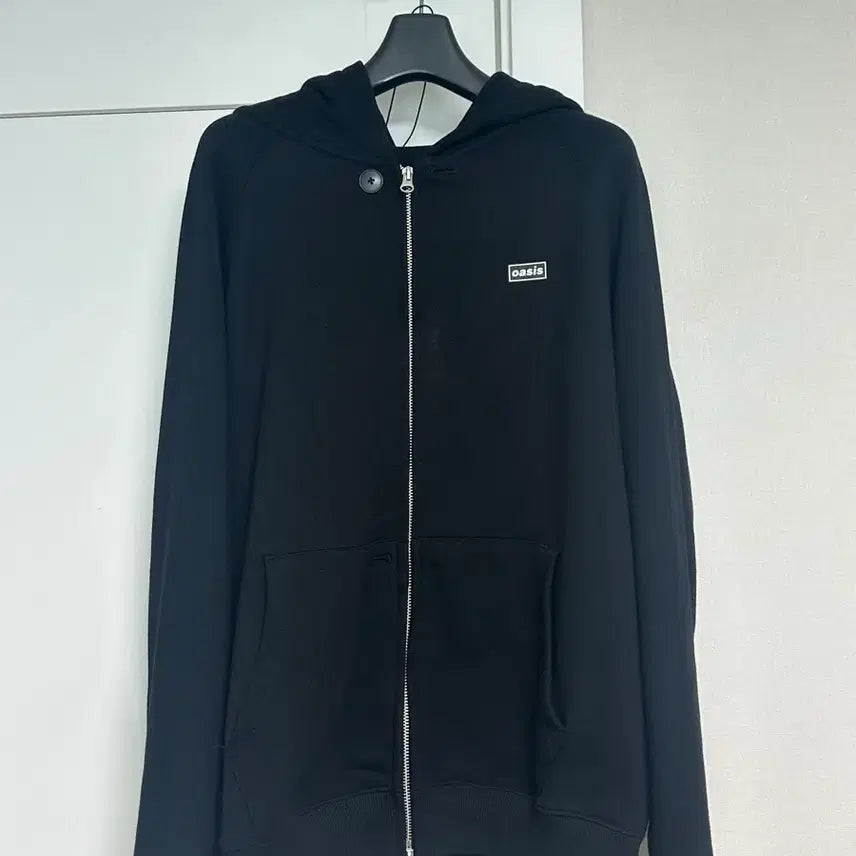 [BUNJANG] Oasis x Sansan Gear Hoodie Zip-up Black / 오아시스 X 산산기어 후디 집업 블랙