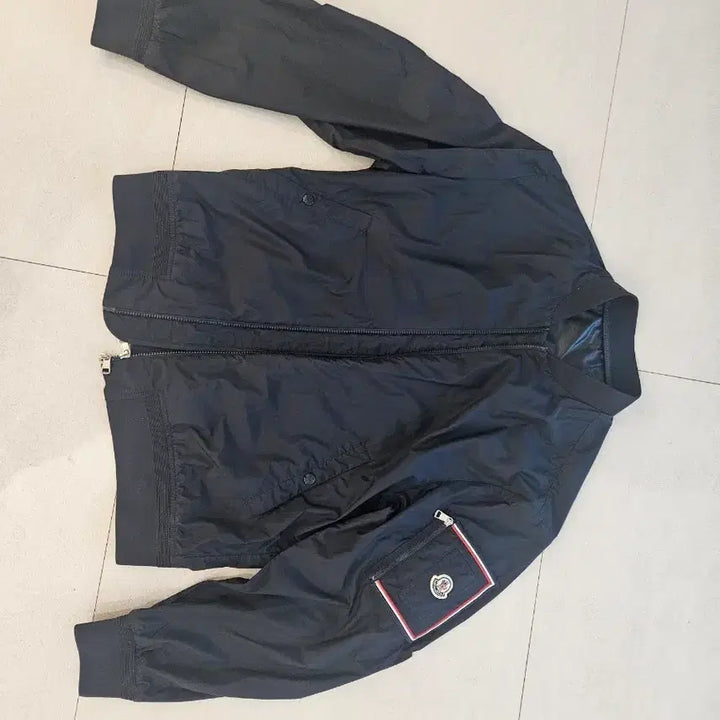 [SOLD OUT] 몽클레어 블랙 자켓 바람막이 4사이즈 105사이즈