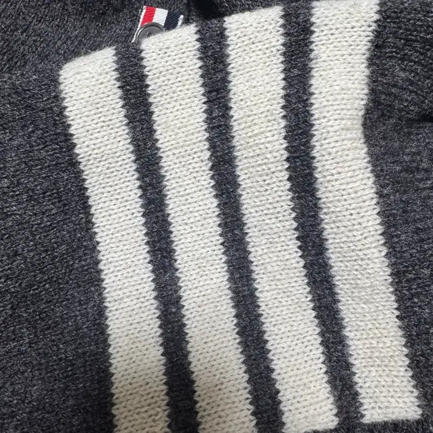 [BUNJANG] Thom Browne Shetland Gray Cardigan (Size 4) / [새상품급/4]톰브라운 셰틀랜드 그레이 가디건