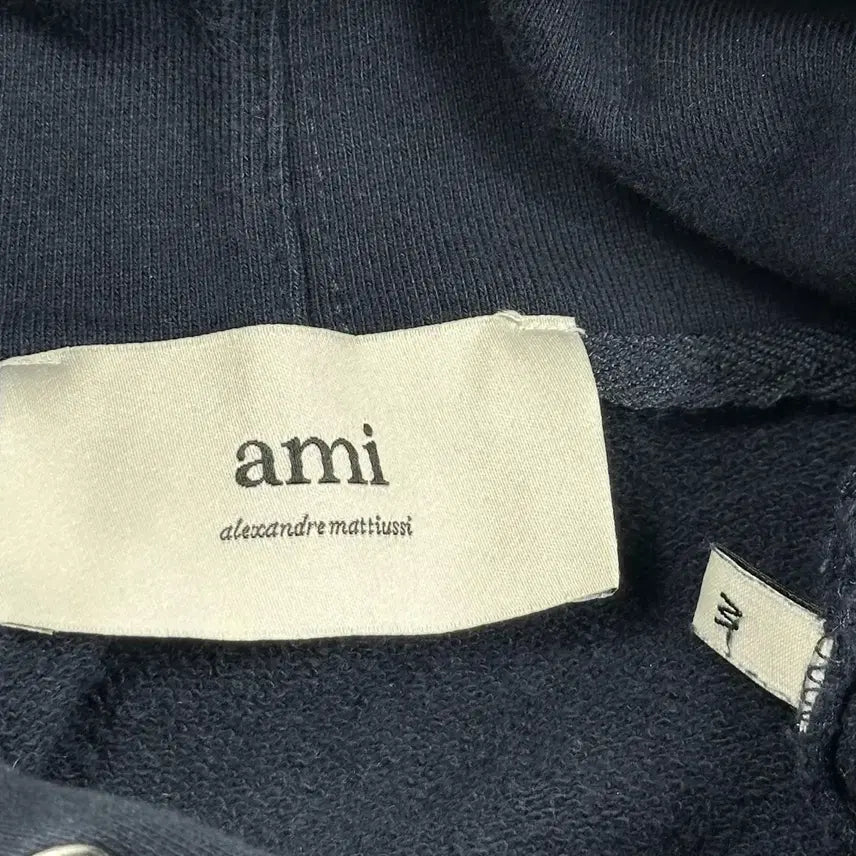 [BUNJANG] AMI Small Heart Logo Hoodie Navy / (M) AMI 아미 스몰 하트로고 후드티 네이비