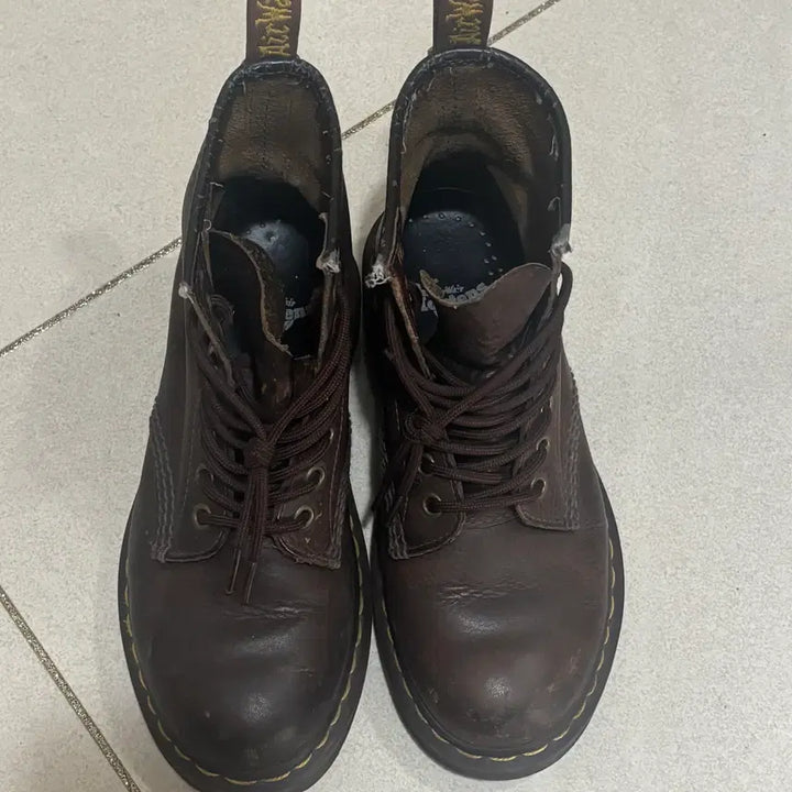 [SOLD OUT] [230] 닥터마틴 1460 8홀 브라운 워커 부츠