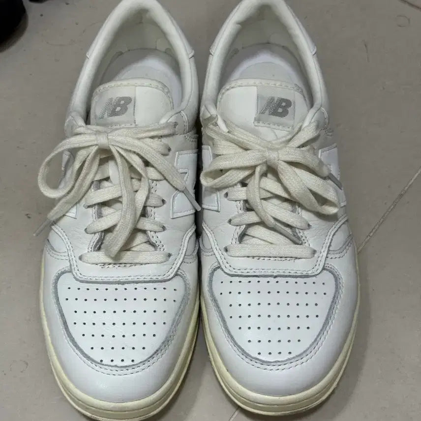[BUNJANG] New Balance T500 Sea Salt White Sneakers / 뉴발란스 T500 씨 쏠트 화이트