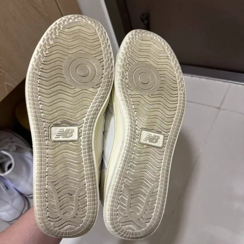 [BUNJANG] New Balance T500 Sea Salt White Sneakers / 뉴발란스 T500 씨 쏠트 화이트