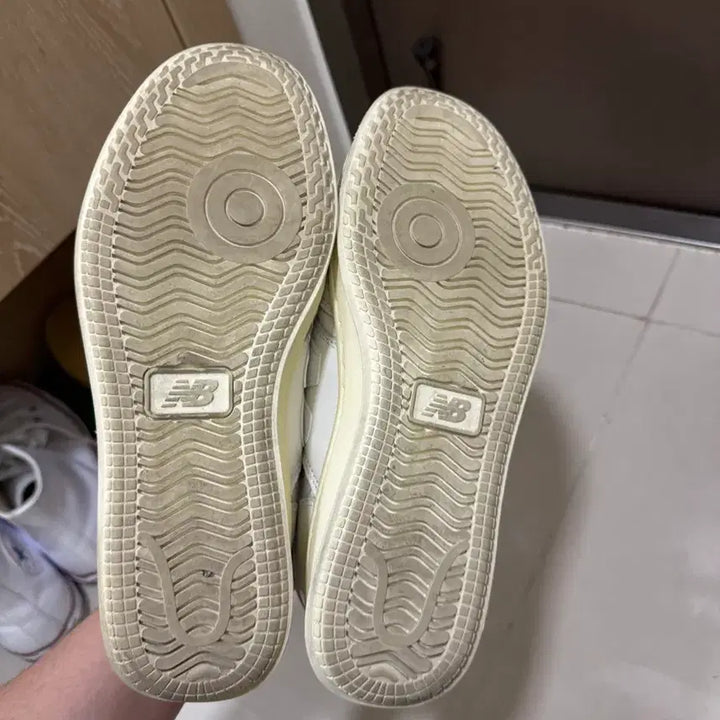 [BUNJANG] New Balance T500 Sea Salt White Sneakers / 뉴발란스 T500 씨 쏠트 화이트