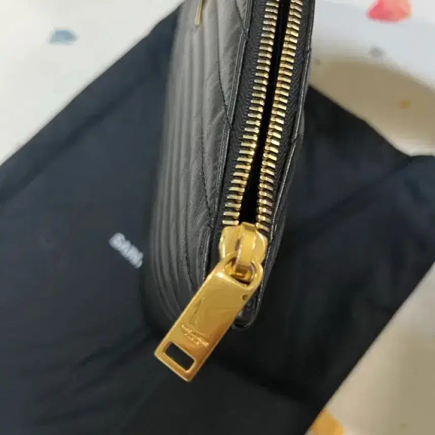 [BUNJANG] Saint Laurent YSL Monogram Clutch / 생로랑 YSL 모노그램 클러치 블랙(보증서 유)