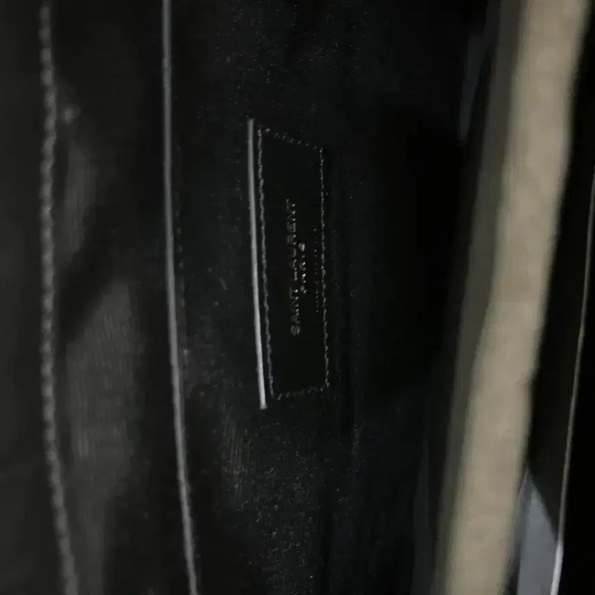 [BUNJANG] Saint Laurent YSL Monogram Clutch / 생로랑 YSL 모노그램 클러치 블랙(보증서 유)