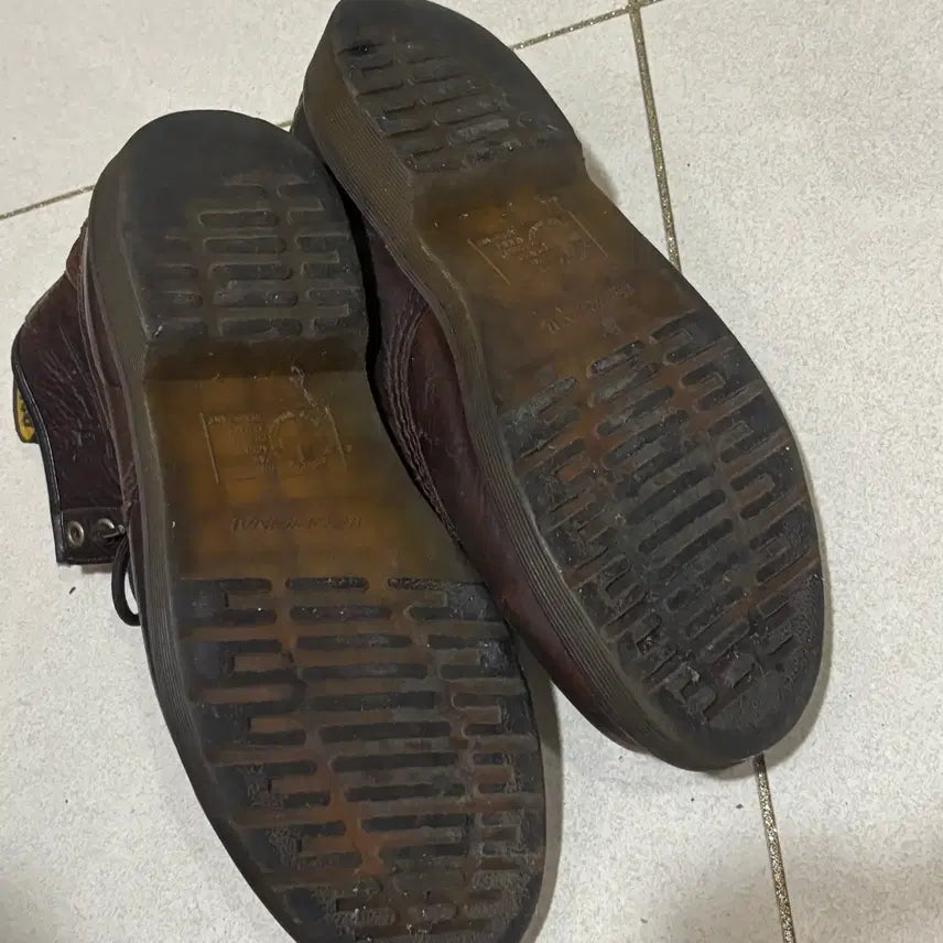 [BUNJANG] Dr. Martens 1460 8-Hole Brown Boots / [260] 닥터마틴 1460 8훌 브라운 워커 부츠