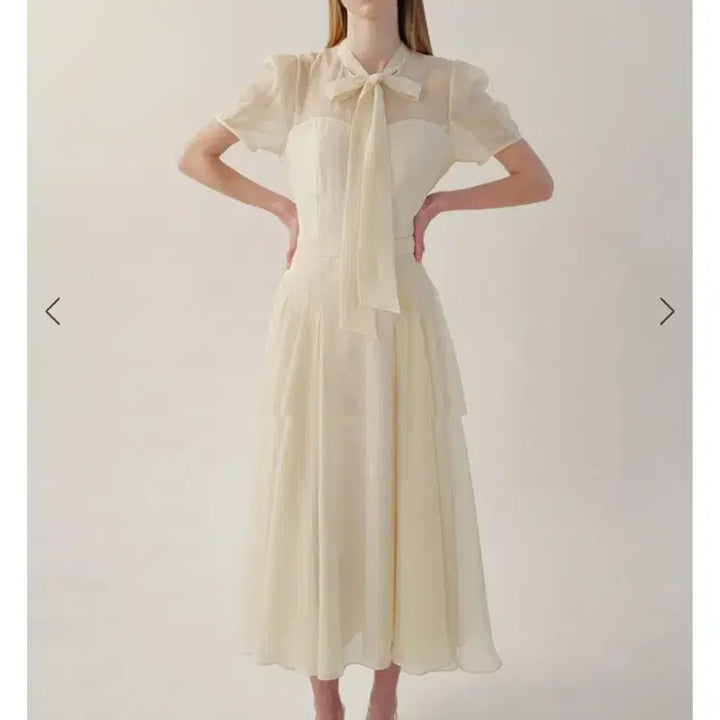 [BUNJANG] Bride And You Two-Piece Set Size 2 Ivory / BAU 브라이드앤유 투피스 2사이즈