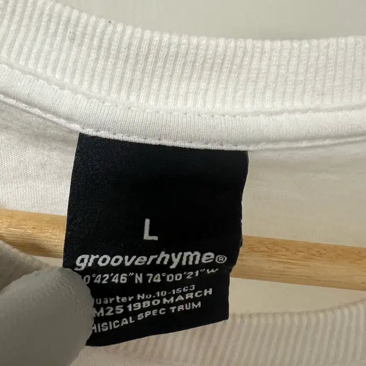 [BUNJANG] Grooverhyme Explorer White T-Shirt / explorer grooverhyme 흰색 반팔 티셔츠 1216