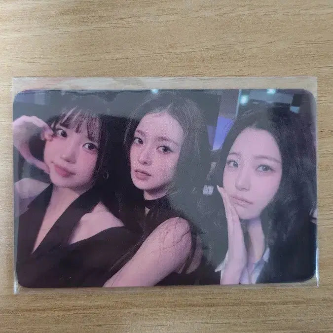 [BUNJANG] fromis_9 Hat Photocard / 프로미스나인 볼캡 포카