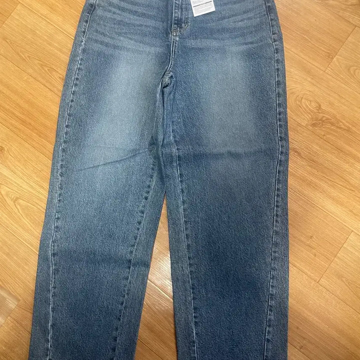 [SOLD OUT] 르아브 커브드 와이드 데님팬츠 m