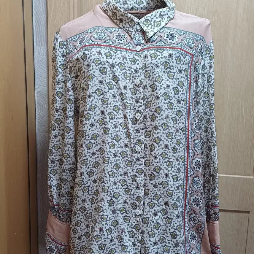 [BUNJANG] Ethnic Pattern Silk Blouse Shirt (XL) / 에스닉 패턴 실크100% 블라우스 셔츠 (XL/66~77)
