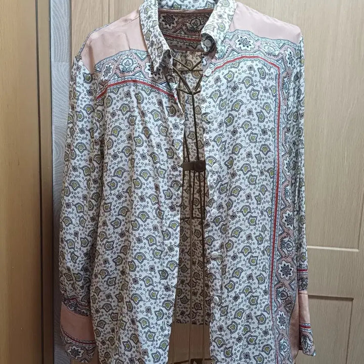 [BUNJANG] Ethnic Pattern Silk Blouse Shirt (XL) / 에스닉 패턴 실크100% 블라우스 셔츠 (XL/66~77)
